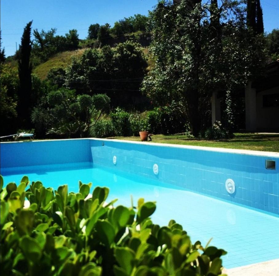 Villetta Blue Garden Sonnino Exterior photo